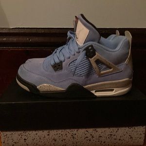 Nike air Jordan 4 unc blue gs size 6